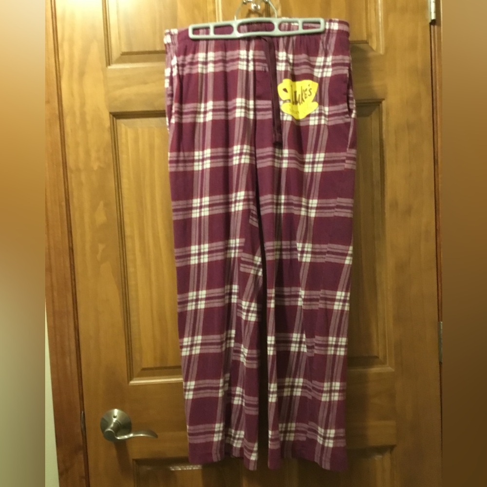 Ladies lounge pants.